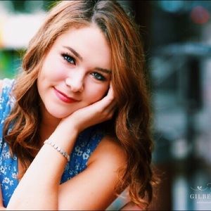 Meet your Posher, Meredith